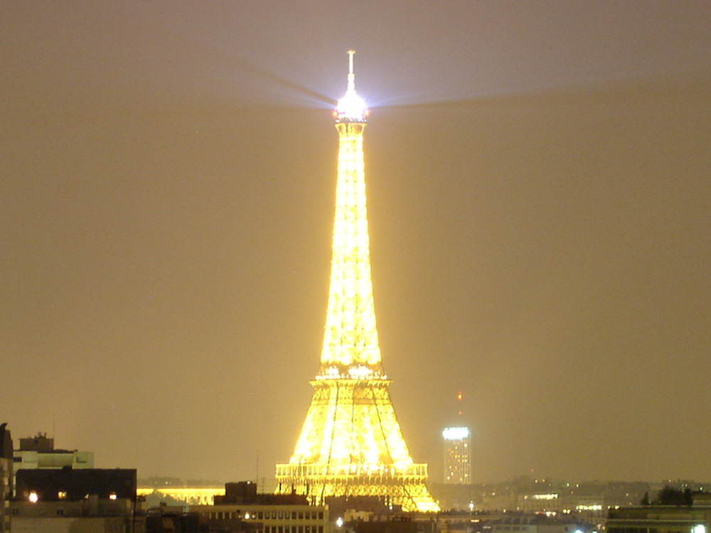 PARIS, CITY OF LIGHTS